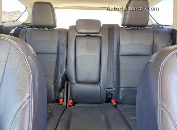 1FMCU9J99GUB60590 2016 FORD ESCAPE White Widok tylnych siedzeń