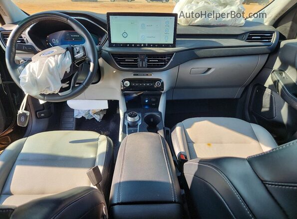 1FMCU9JA5PUB37558 2023 FORD ESCAPE Black Dashboard view