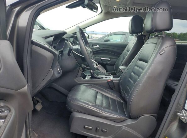 1FMCU9JD7HUE28901 2017 FORD ESCAPE Серый Вид салона спереди