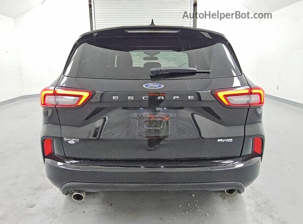 1FMCU9MN3PUA13108 2023 FORD ESCAPE Черный Вид сзади