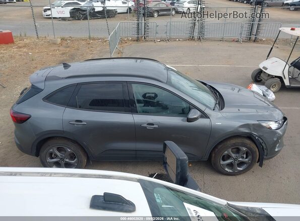 1FMCU9NA6SUB22957 2025 FORD ESCAPE Серый Вид задней части салона