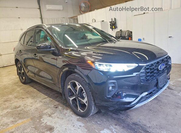 1FMCU9NA7PUB47146 2023 FORD ESCAPE Черный Передняя правая четверть