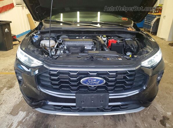 1FMCU9NA7PUB47146 2023 FORD ESCAPE Черный Вид подкапотного пространства