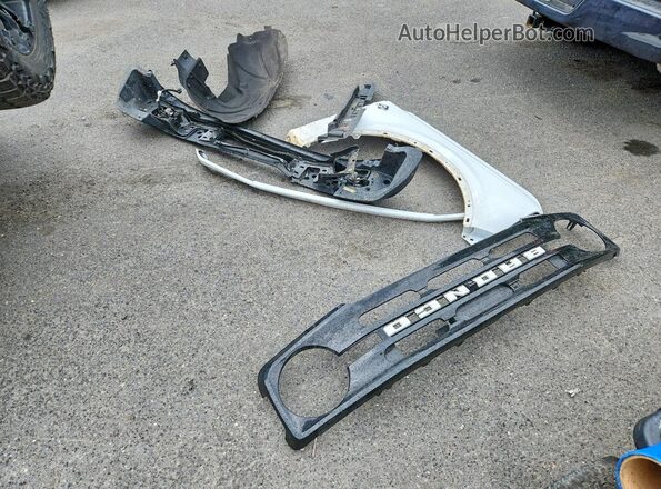 1FMDE5AP1NLB69795 2022 FORD BRONCO Белый Вид подкапотного пространства