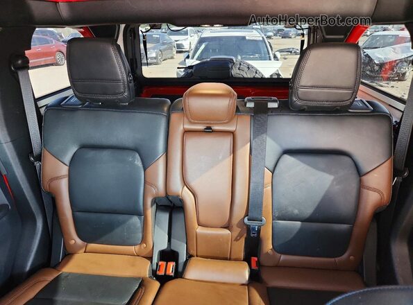 1FMDE8BH6RLA88872 2024 FORD BRONCO Red Հետևի նստատեղերի տեսք