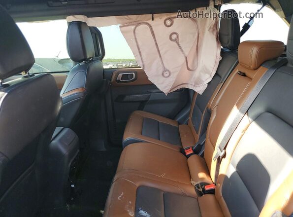 1FMDE8BH7RLB02827 2024 FORD BRONCO Gray Widok tylnych siedzeń