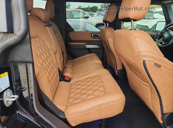 1FMEE5DP7PLB43334 2023 FORD BRONCO Black Rear interior view