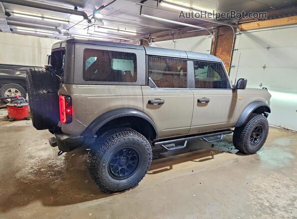 1FMEE9BP7TLA59129 2026 FORD BRONCO Желто-коричневый Задняя правая четверть