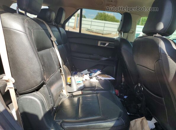1FMSK7BH6MGA30286 2021 FORD EXPLORER Gray Rear interior view