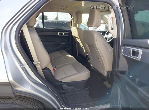 1FMSK7BHXPGA34927 2023 FORD EXPLORER Gray Widok naklejki z numerem VIN
