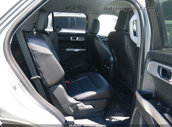 1FMSK7FH2MGA37178 2021 FORD EXPLORER Silver Widok naklejki z numerem VIN