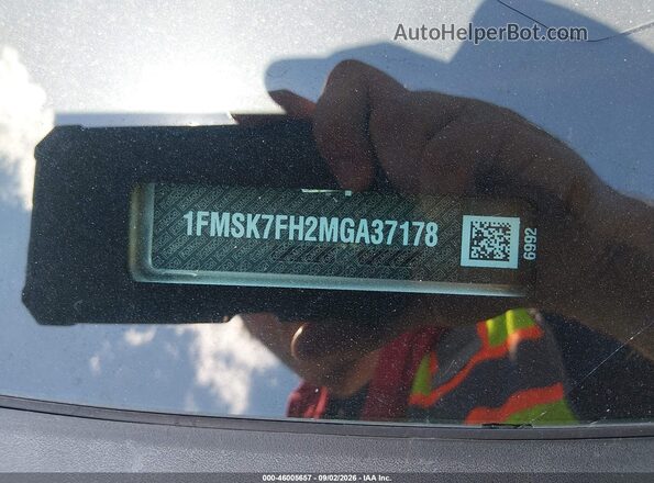 1FMSK7FH2MGA37178 2021 FORD EXPLORER Silver Widok komory silnika