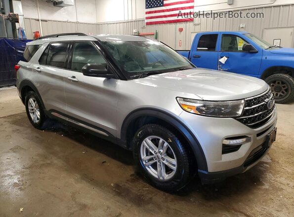 1FMSK8DH0LGA39289 2020 FORD EXPLORER Серебряный Передняя правая четверть