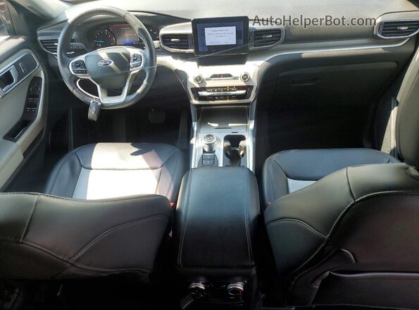1FMSK8DH1PGA72050 2023 FORD EXPLORER Белый Вид панели приборов