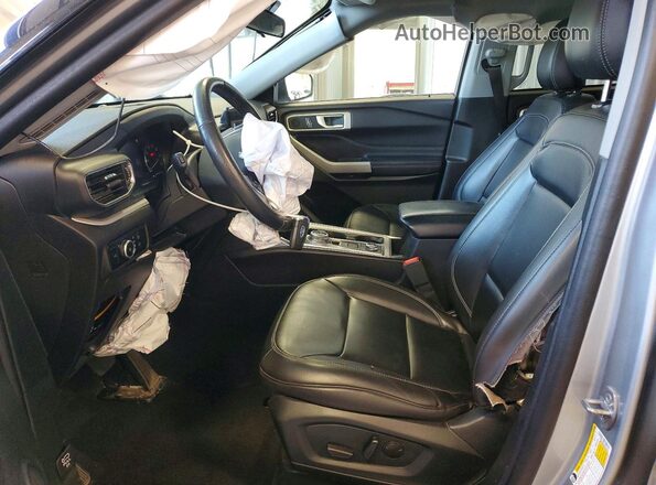 1FMSK8DH2PGB93993 2023 FORD EXPLORER Silver Vista interior delantera