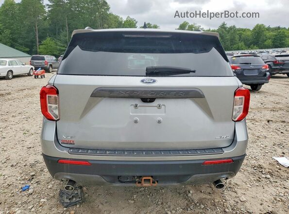 1FMSK8DH5MGA98761 2021 FORD EXPLORER Silver Widok z tyłu