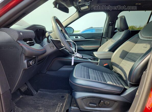 1FMUK8KH2SGA18986 2025 FORD EXPLORER Красный Вид салона спереди