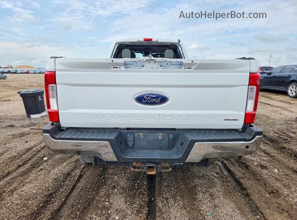 1FT7W2B60HEE71073 2017 FORD F250 White Widok z tyłu