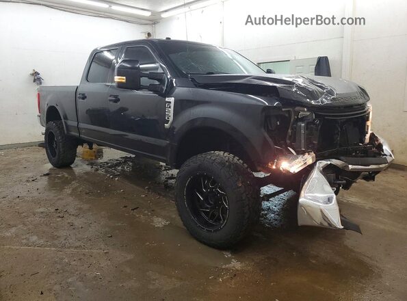 1FT7W2B64HEF19044 2017 FORD F250 Черный Передняя правая четверть