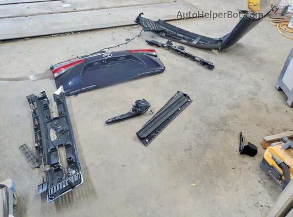 1FT7W2B64HEF19044 2017 FORD F250 Черный Вид подкапотного пространства
