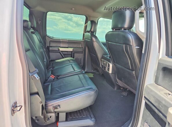 1FT7W2BN3LED57388 2020 FORD F250 White Rear seats view