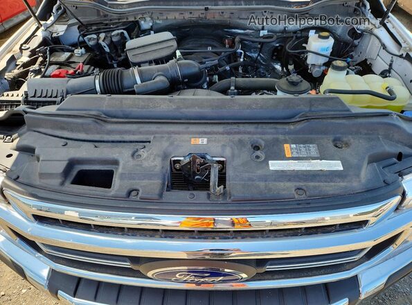 1FT7W2BNXMEC44877 2021 FORD F250 White Widok wnętrza z tyłu
