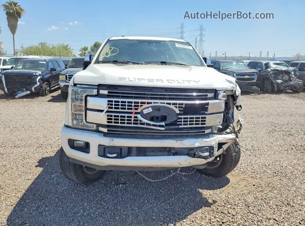 1FT7W2BT6HEC67058 2017 FORD F250 White Widok z przodu