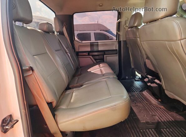 1FT7W2BT6HEE27102 2017 FORD F250 White Вид задньої частини салону