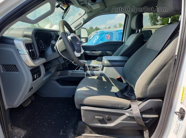 1FT7W2BT6SED47855 2025 FORD F250 White Вид салону спереду