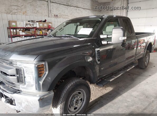 1FT7X2B64JEC84146 2018 FORD F-250 Gray Передня ліва чверть