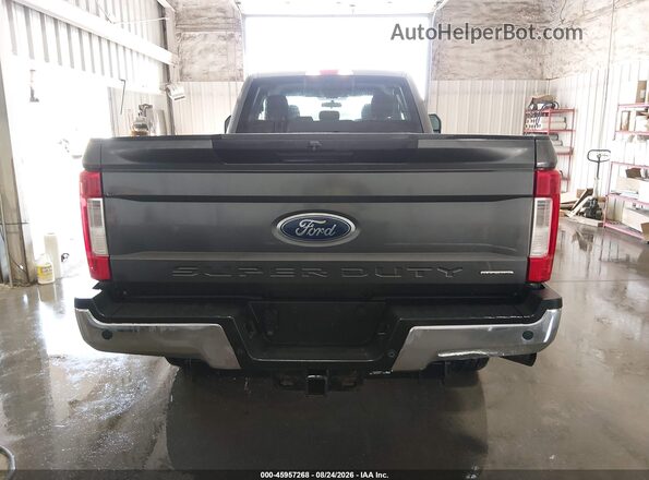 1FT7X2B64JEC84146 2018 FORD F-250 Gray 
