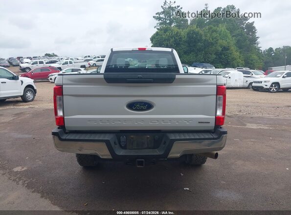 1FT7X2B65JEC22187 2018 FORD F-250 White 