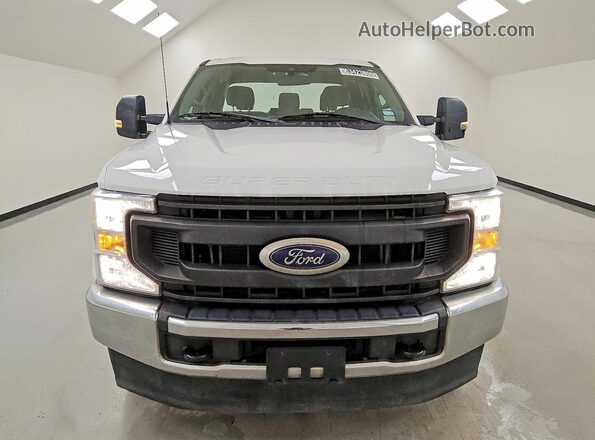 1FT7X2B66NED00823 2022 FORD F250 Белый Вид спереди