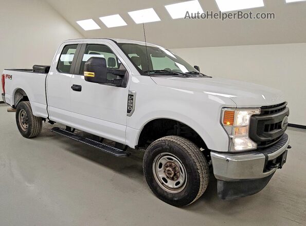 1FT7X2B66NED00823 2022 FORD F250 Белый Передняя правая четверть