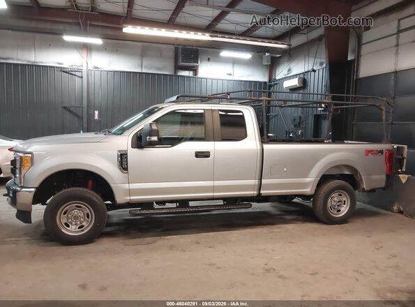 1FT7X2B67HED53809 2017 FORD F-250 Серебряный 
