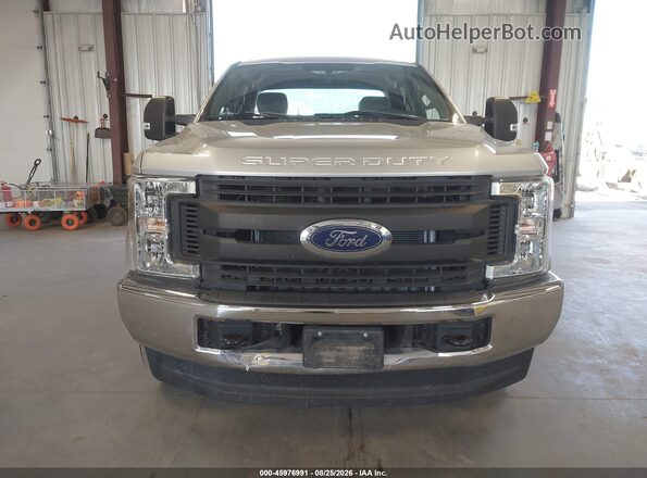 1FT7X2B68JEC69973 2018 FORD F-250 Silver Vista interior de 360 grados
