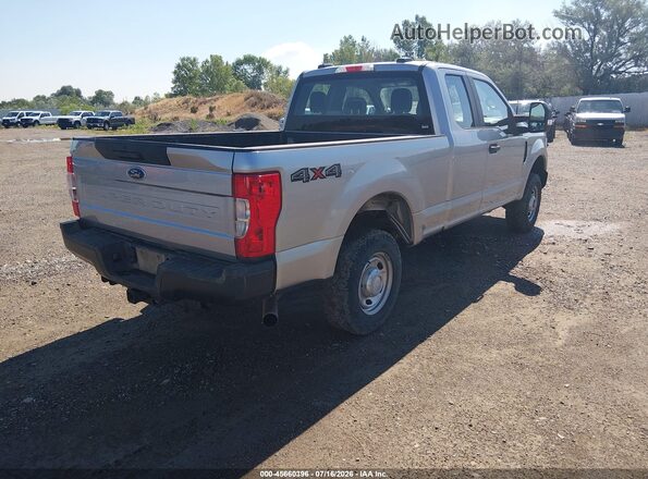 1FT7X2B68NEE94268 2022 FORD F-250 Silver Tył prawy