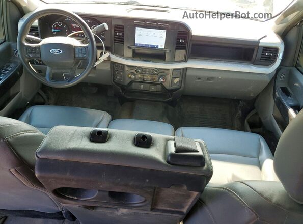 1FT8W2BA4REC02276 2024 FORD F250 White Widok deski rozdzielczej
