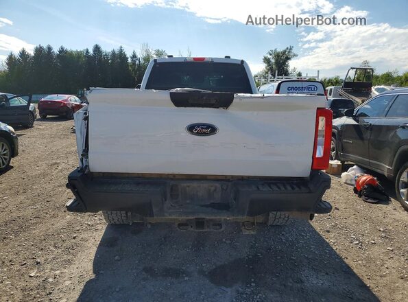 1FT8W2BA4REC02276 2024 FORD F250 White Widok z tyłu