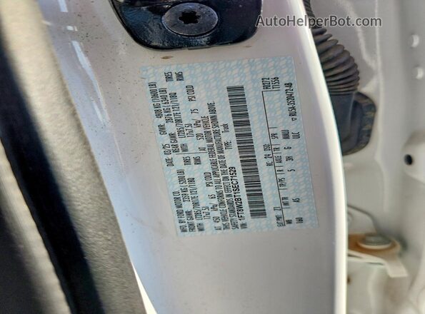 1FT8W2BT1SEC71529 2025 FORD F250 White Vista del compartimento del motor