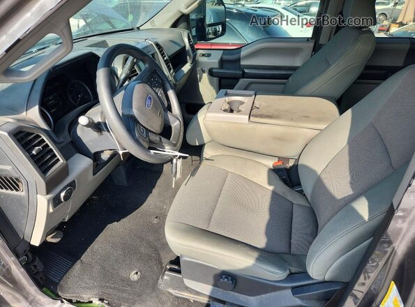 1FT8W2BT5NEF54889 2022 FORD F250 Gray Front interior view