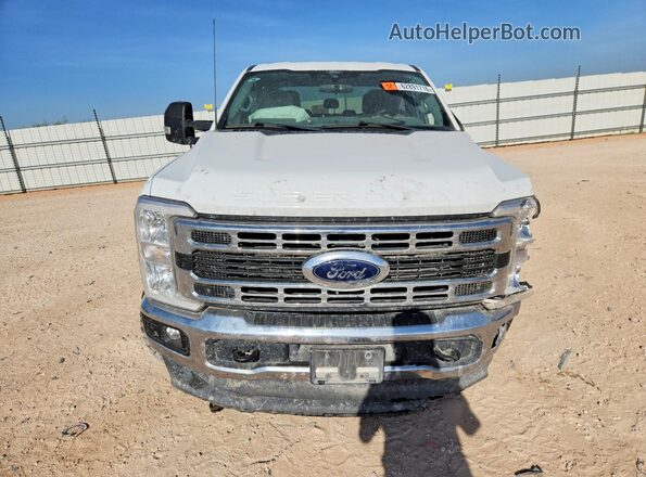 1FT8W2BT8REE41962 2024 FORD F250 White Front view