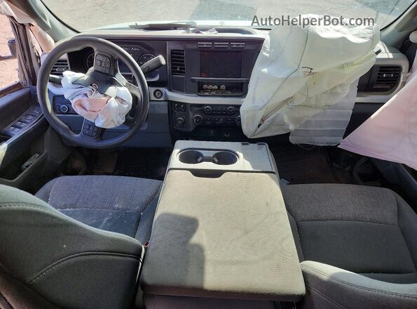 1FT8W2BT8REE41962 2024 FORD F250 White Dashboard view
