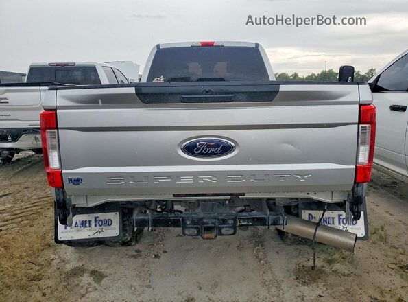 1FT8W3DTXKEE32334 2019 FORD F350 Серебряный Вид сзади