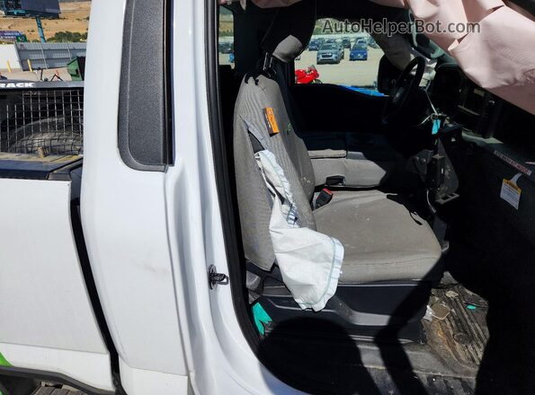 1FTBF2AA7REC21377 2024 FORD F250 White Rear seats view