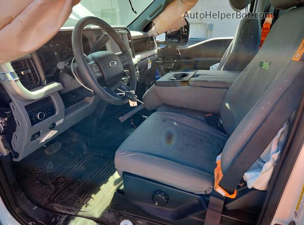 1FTBF2AA7REC21377 2024 FORD F250 White Front interior view