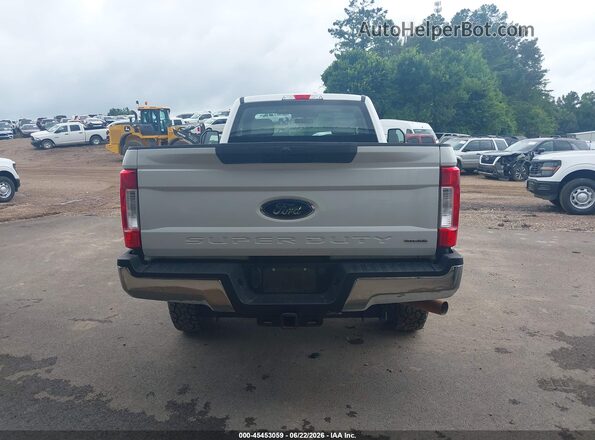 1FTBF2B64JEC69935 2018 FORD F-250 White 