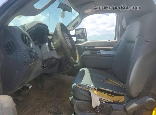 1FTBF2B66GED00739 2016 FORD F250 White Vista interior delantera