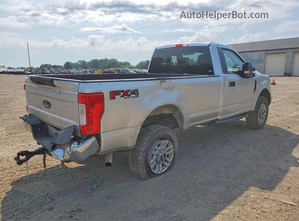1FTBF2B6XJEC71978 2018 FORD F250 Silver უკანა მარჯვენა