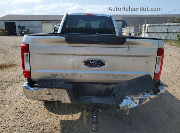 1FTBF2B6XJEC71978 2018 FORD F250 Silver უკანა ხედი